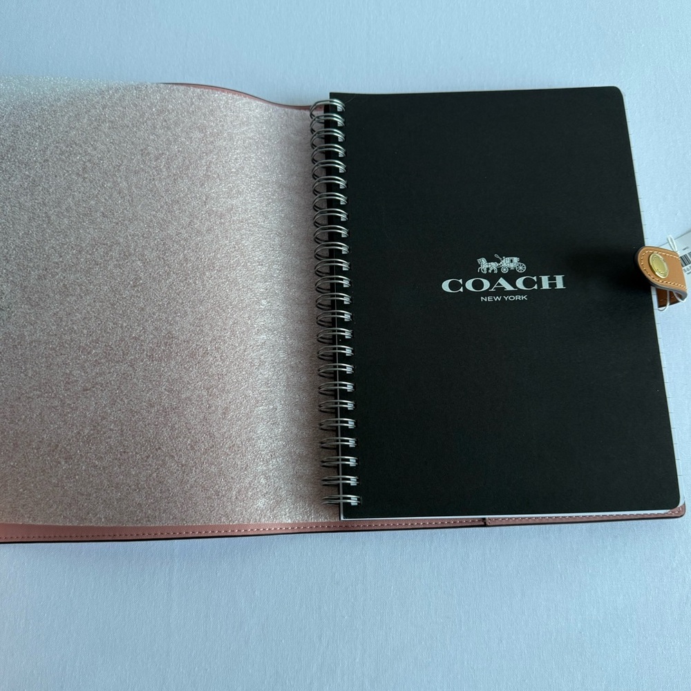 NWT Coach Notebook In Signature Canvas Powder pink/Gold CEA49 - Picture 4 of 6